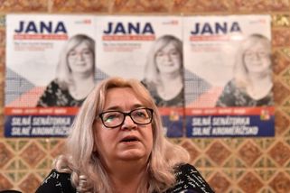 Zwyrtek Hamplová je rozvrzaný flašinet ruské propa...